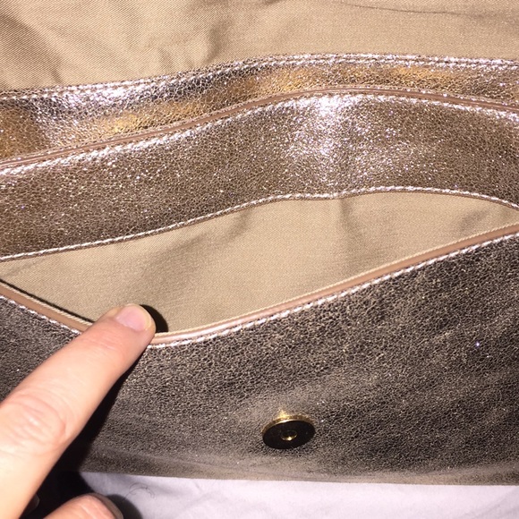 Tahari Gold Leather Purse - Picture 6 of 8